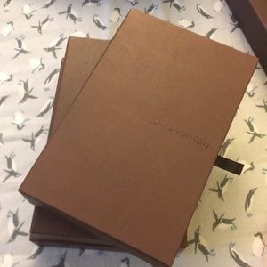 Louis Vuitton box